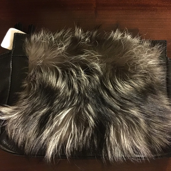 COACH LTD EDIT LEGACY SILVER FOX FUR BLACK Leather - Picture 1 of 8